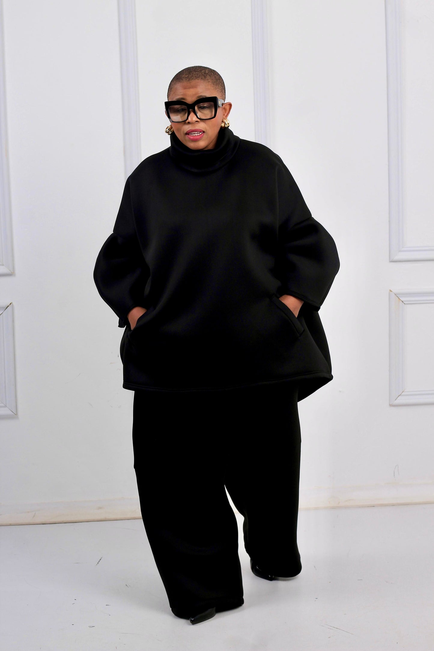 Black oversized set